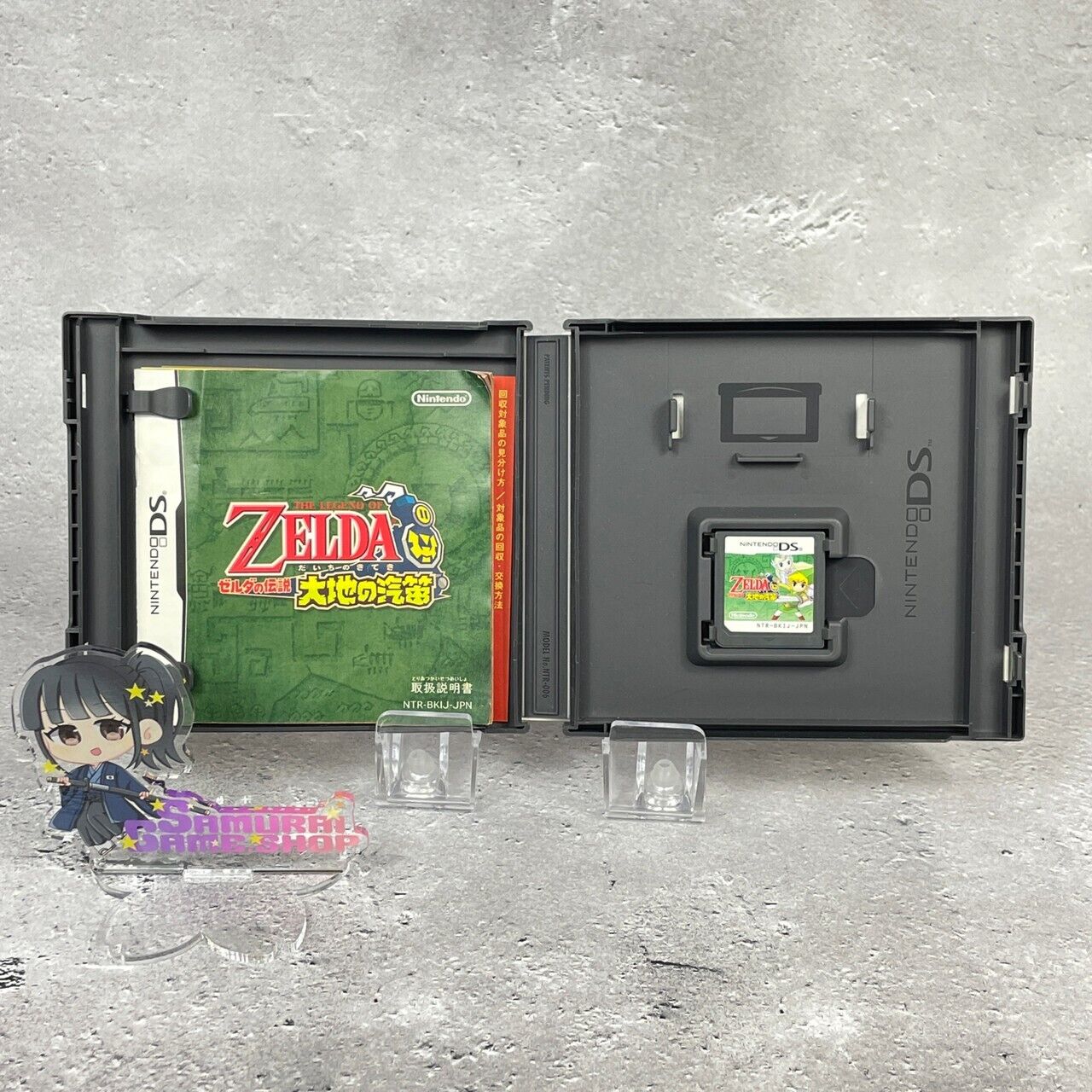 DS The Legend of Zelda Daichi no Kiteki Mugen no Sunadokei Japanese ver.Nintendo