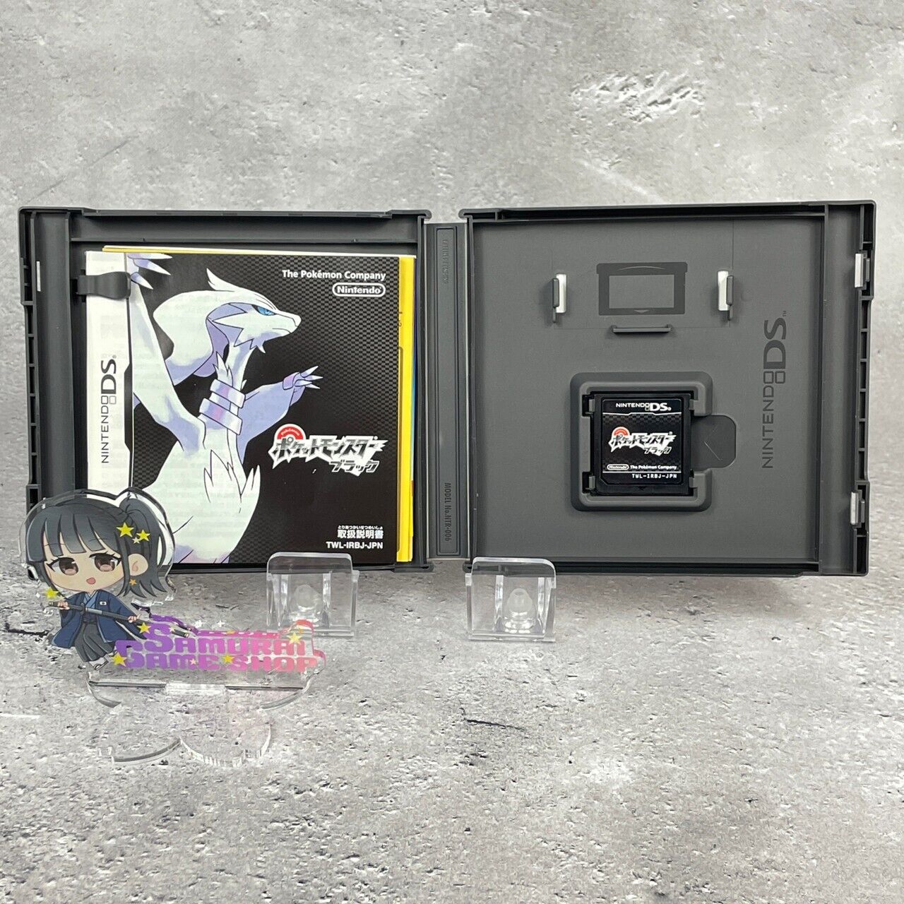Pokémon White & Black Set of 2 Type Nintendo DS Japanese Language Edition set